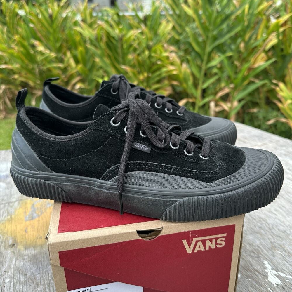VANS Destruct SF - Men's 9.5 - Worn once Wide Fit - Wade Goodall